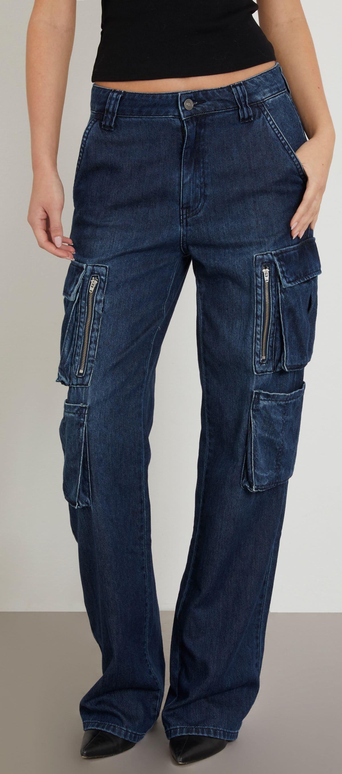 Pantalones vaqueros cargo Kori de Guess