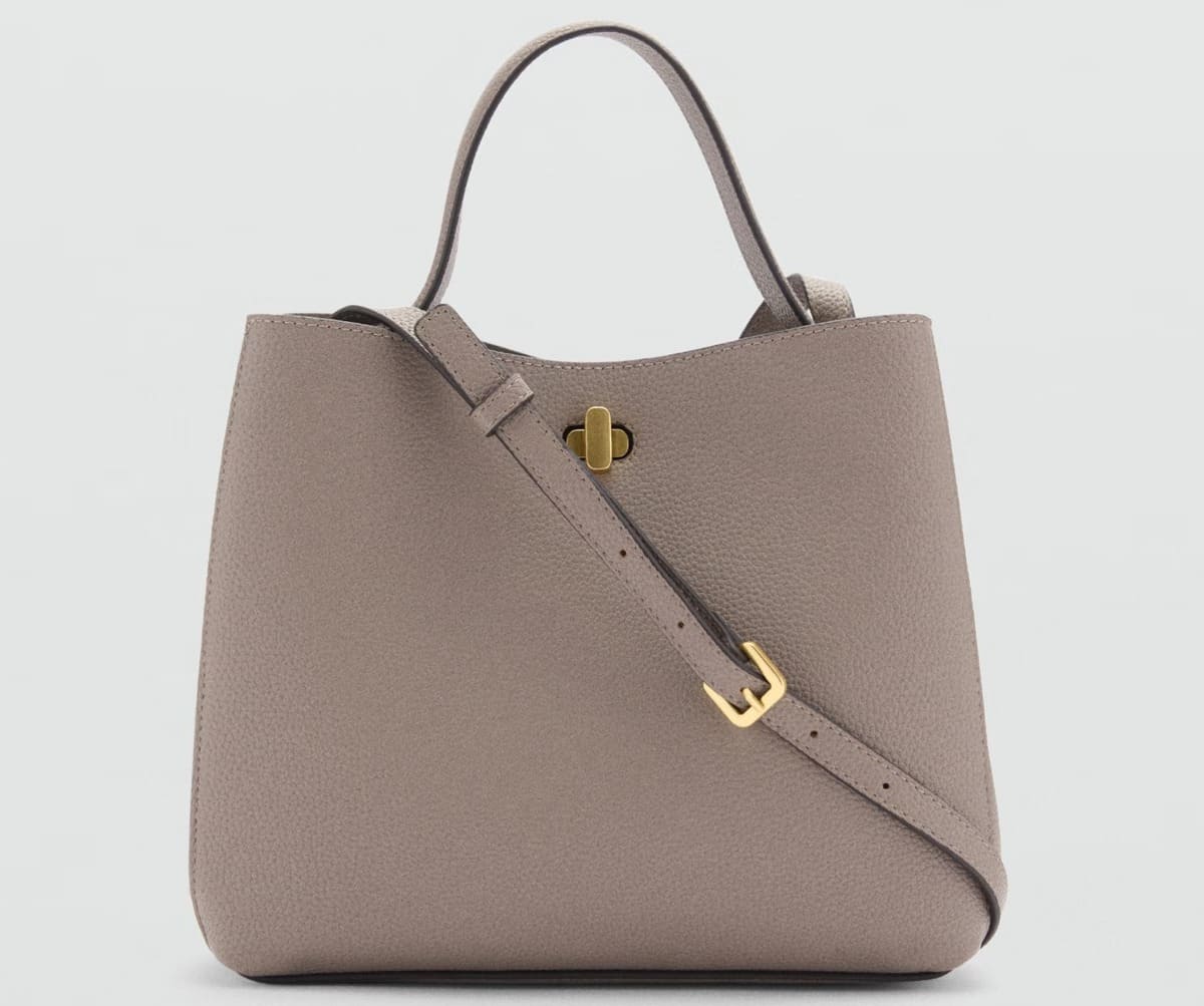 El nuevo bolso bandolera con doble asa color piedra de Mango