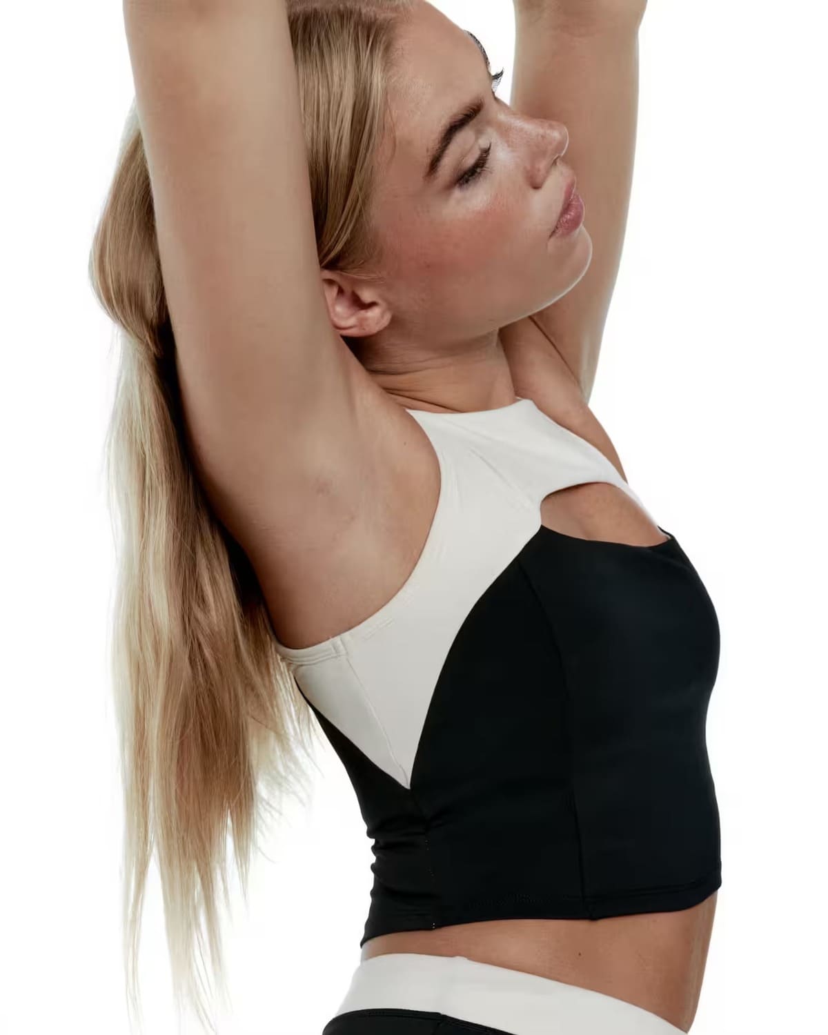 El sujetador top deportivo Taijitu con sujeción alta de Black Limba en Decathlon