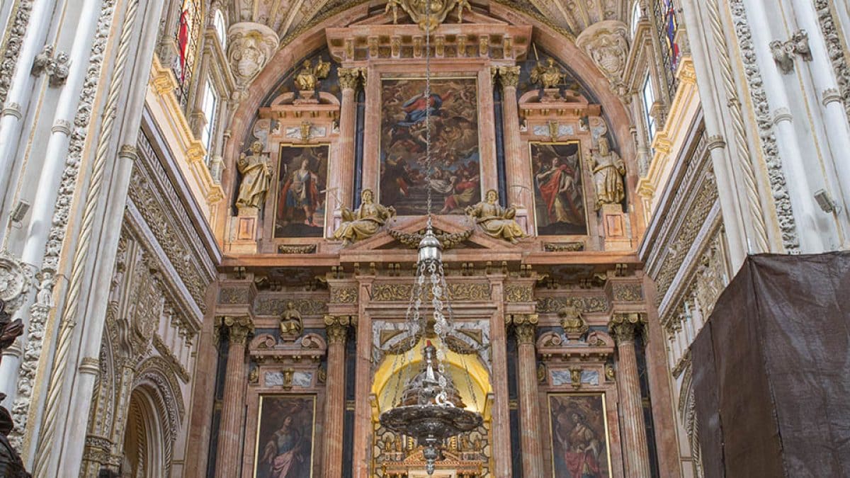 El altar mayor de la Mezquita de Córdoba