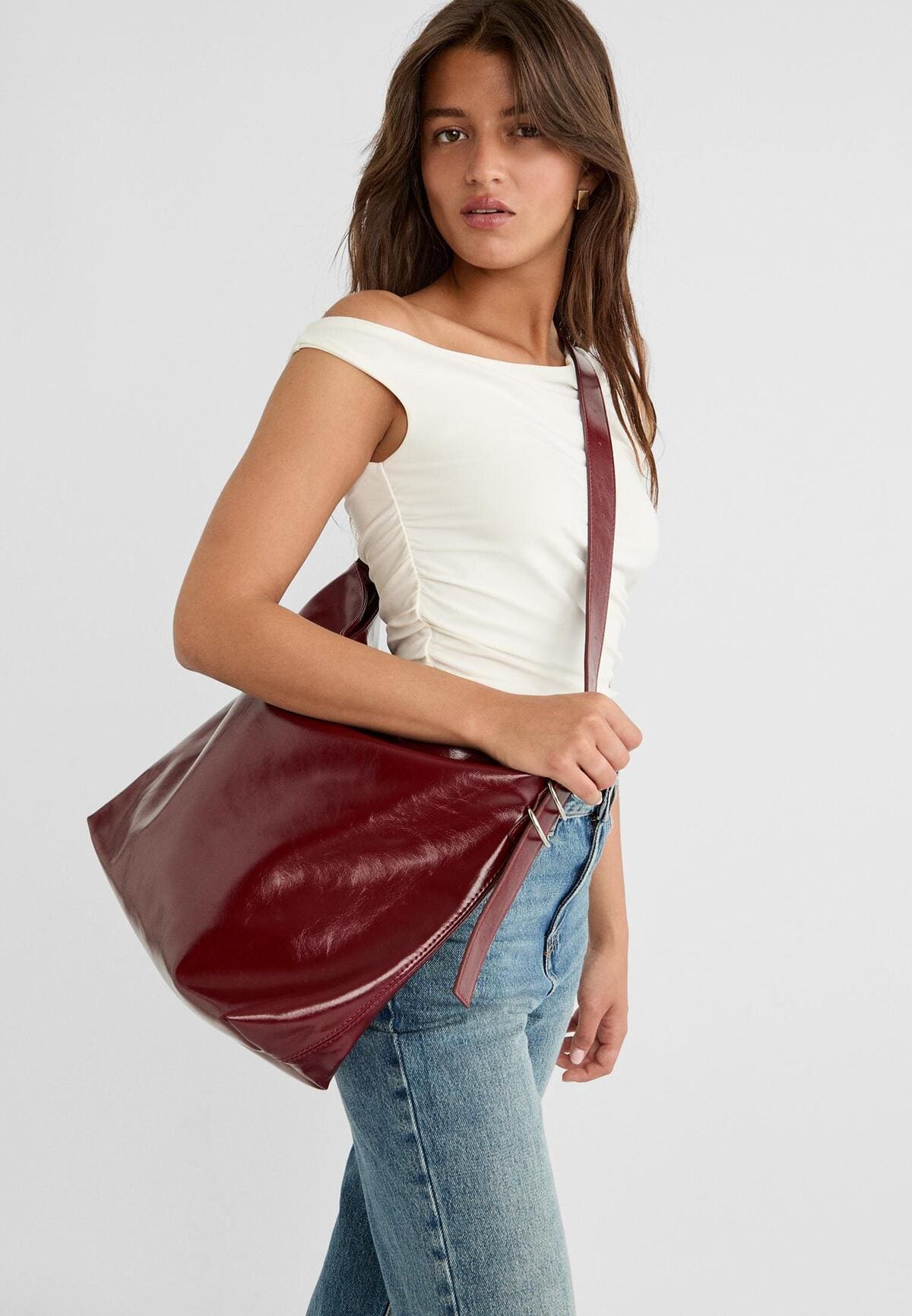 Bolso bucket efecto piel