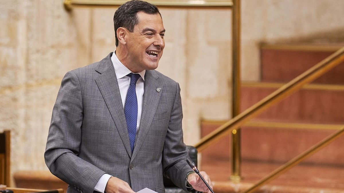 El presidente andaluz, durante su intervención en el Pleno | Salvador López Medina