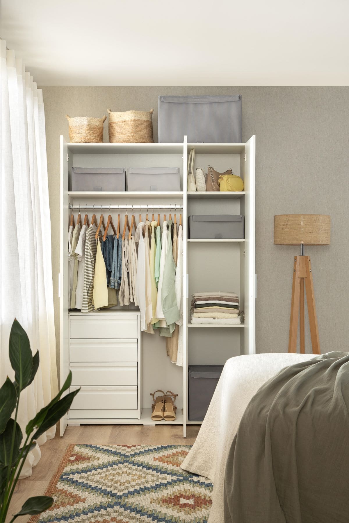 Armario ropero puerta abatible One One de Leroy Merlin