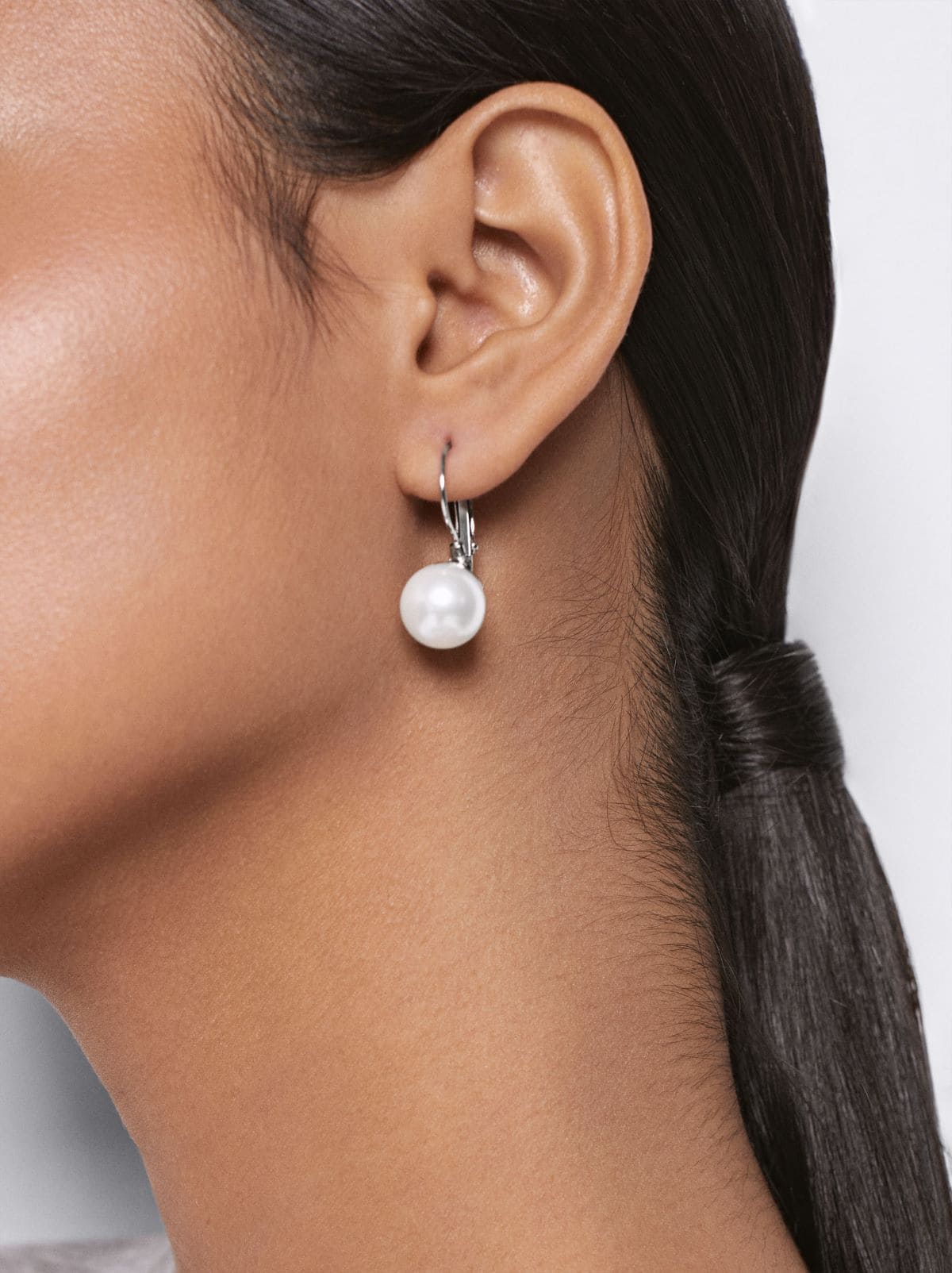 Pendientes cortos de perla de Parfois