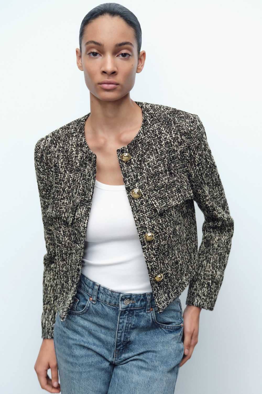 Blazer corta estructura de Zara