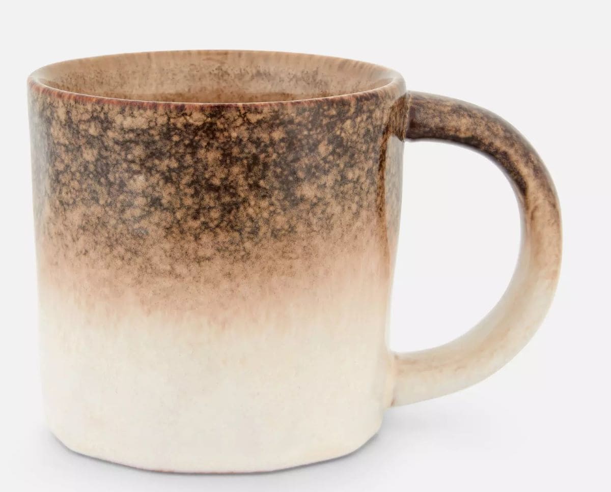 Taza con diseño degradado