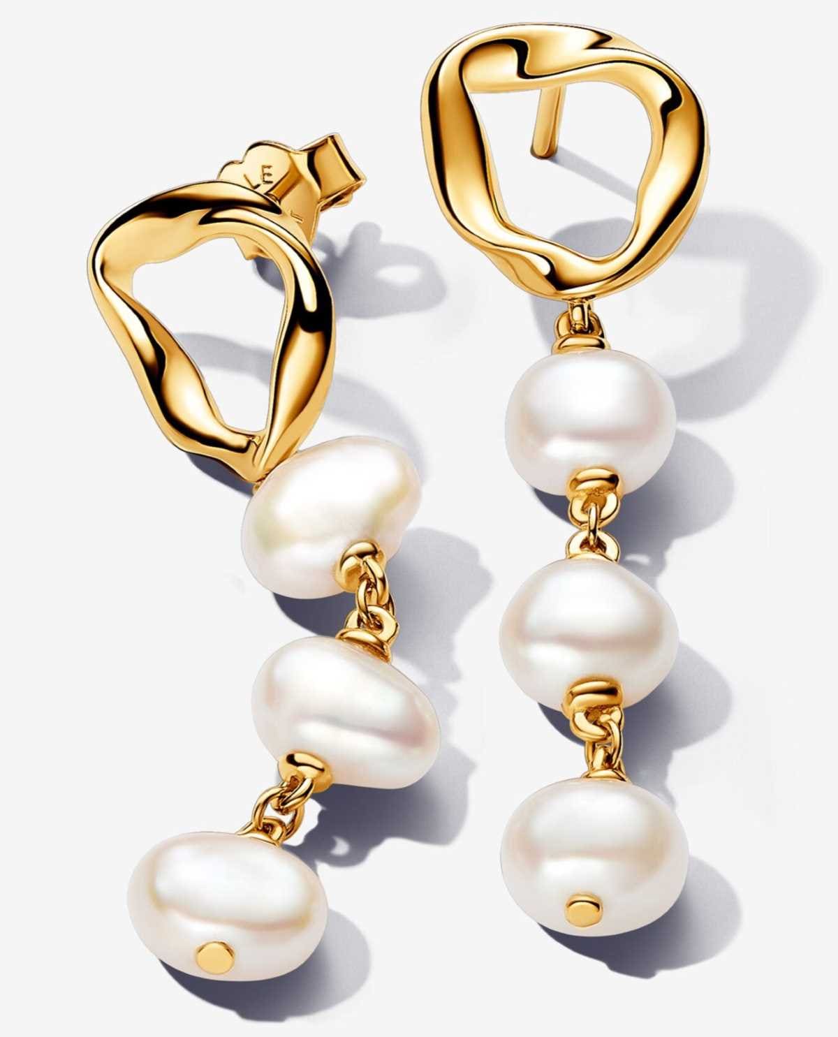 Pendientes Colgantes Círculo Forma Orgánica y Perlas Cultivadas de Agua Dulce Barroca de Pandora