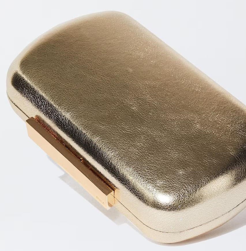 Bolso de fiesta estilo clutch convertible a bandolera