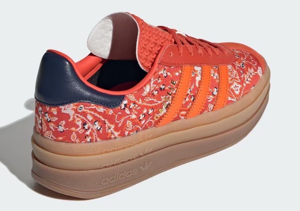 Las nuevas zapatillas Gazelle Bold rojas con estampado floral de Adidas