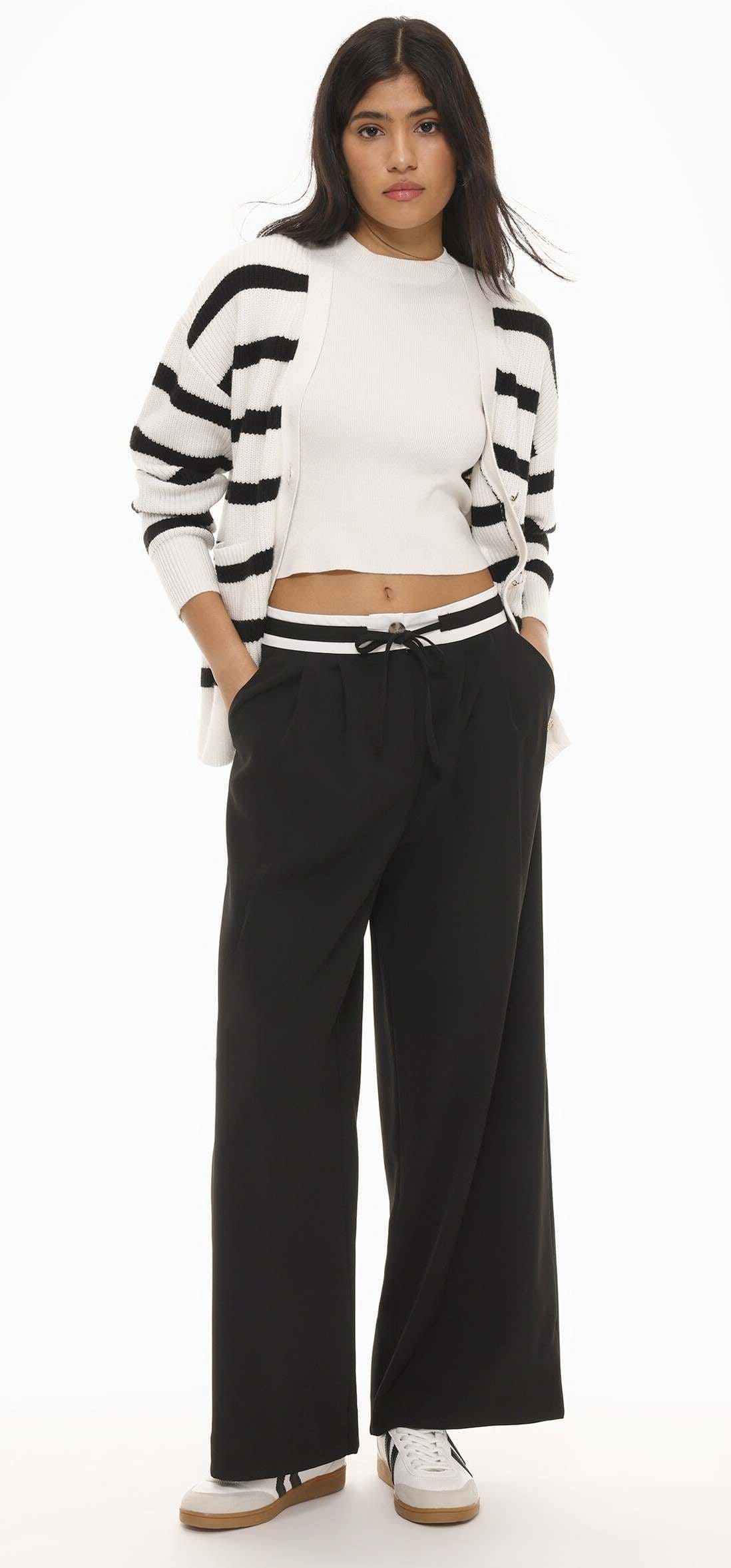 Pantalón ancho cinturilla de Lefties