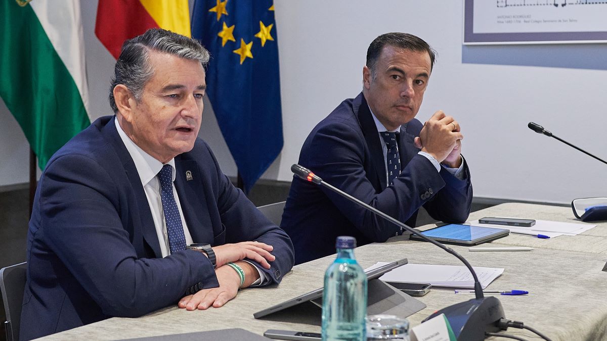 Antonio Sanz preside la reunión del Comité Asesor Regional del Plan Infoca | Salvador López Medina