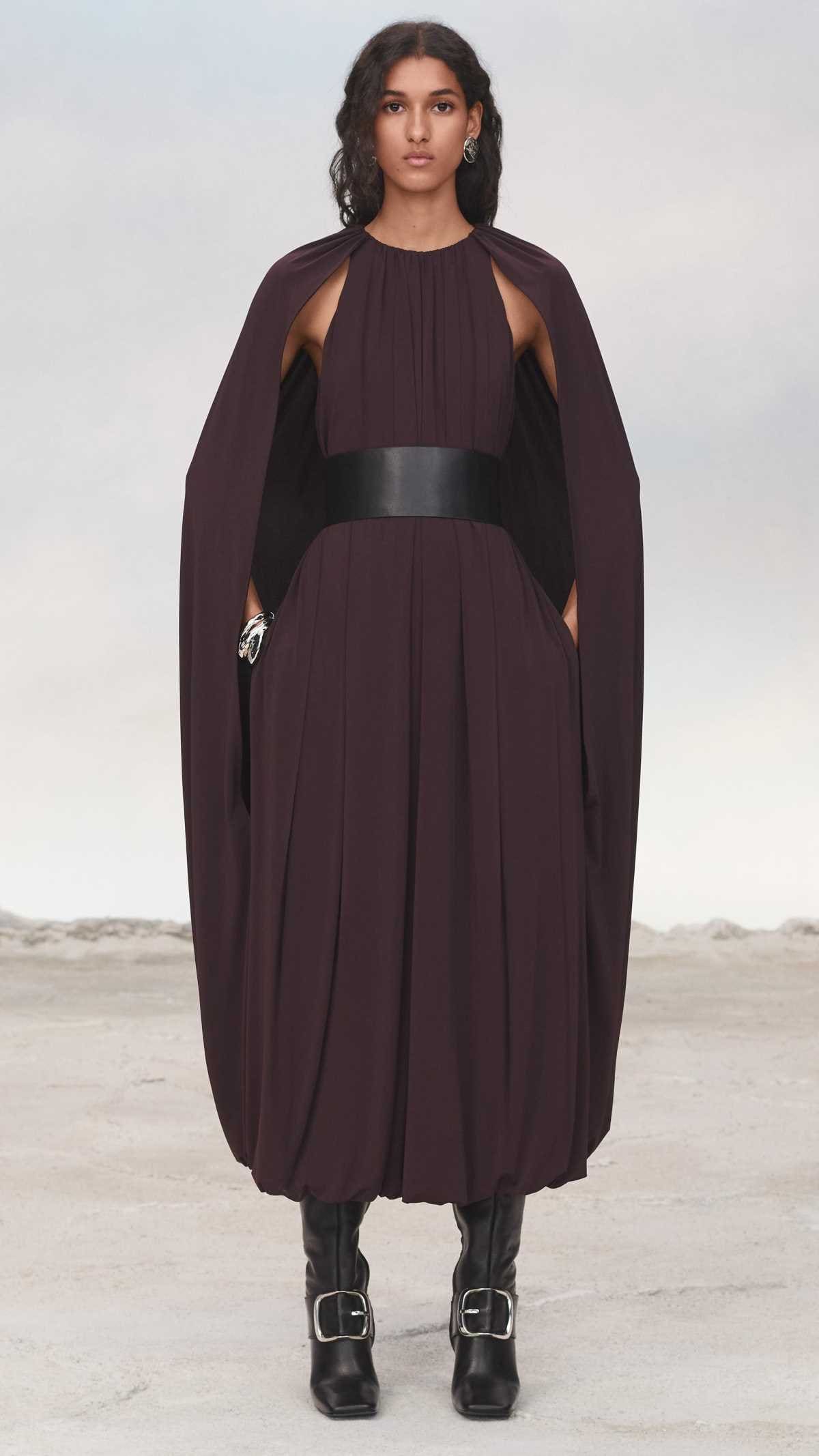 Vestido capa cinturón limited edition de Zara