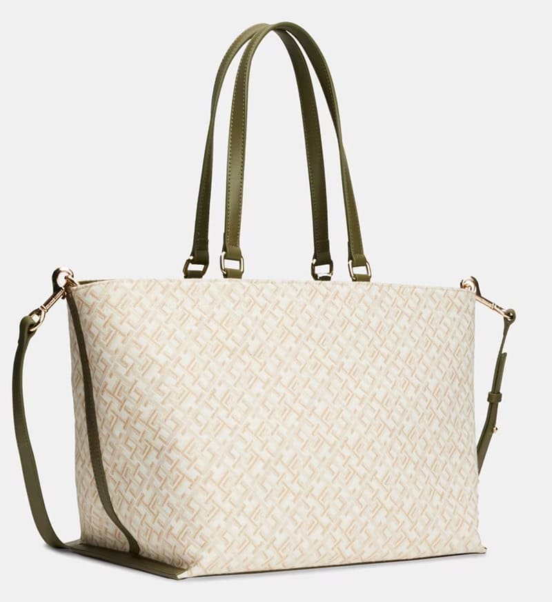 El bolso tote de lona con monogramas en jacquard de Tommy Hilfiger en El Corte Inglés
