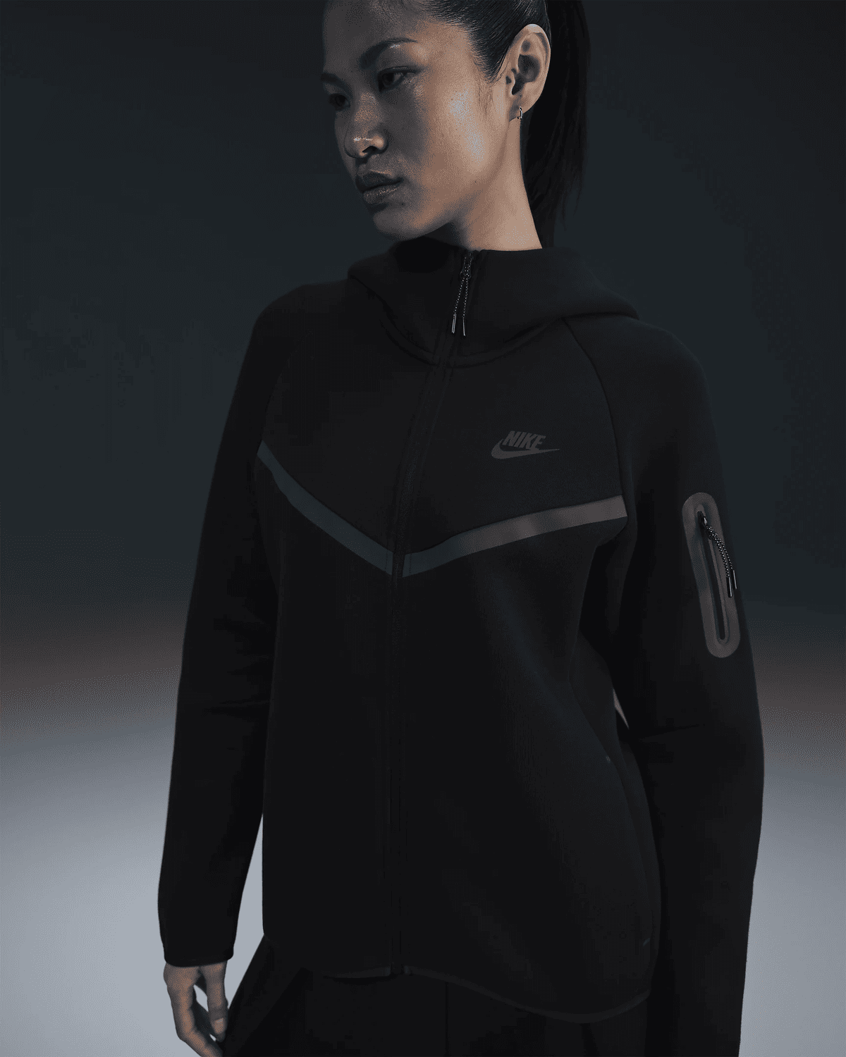 La sudadera con capucha y cremallera completa negra de Nike