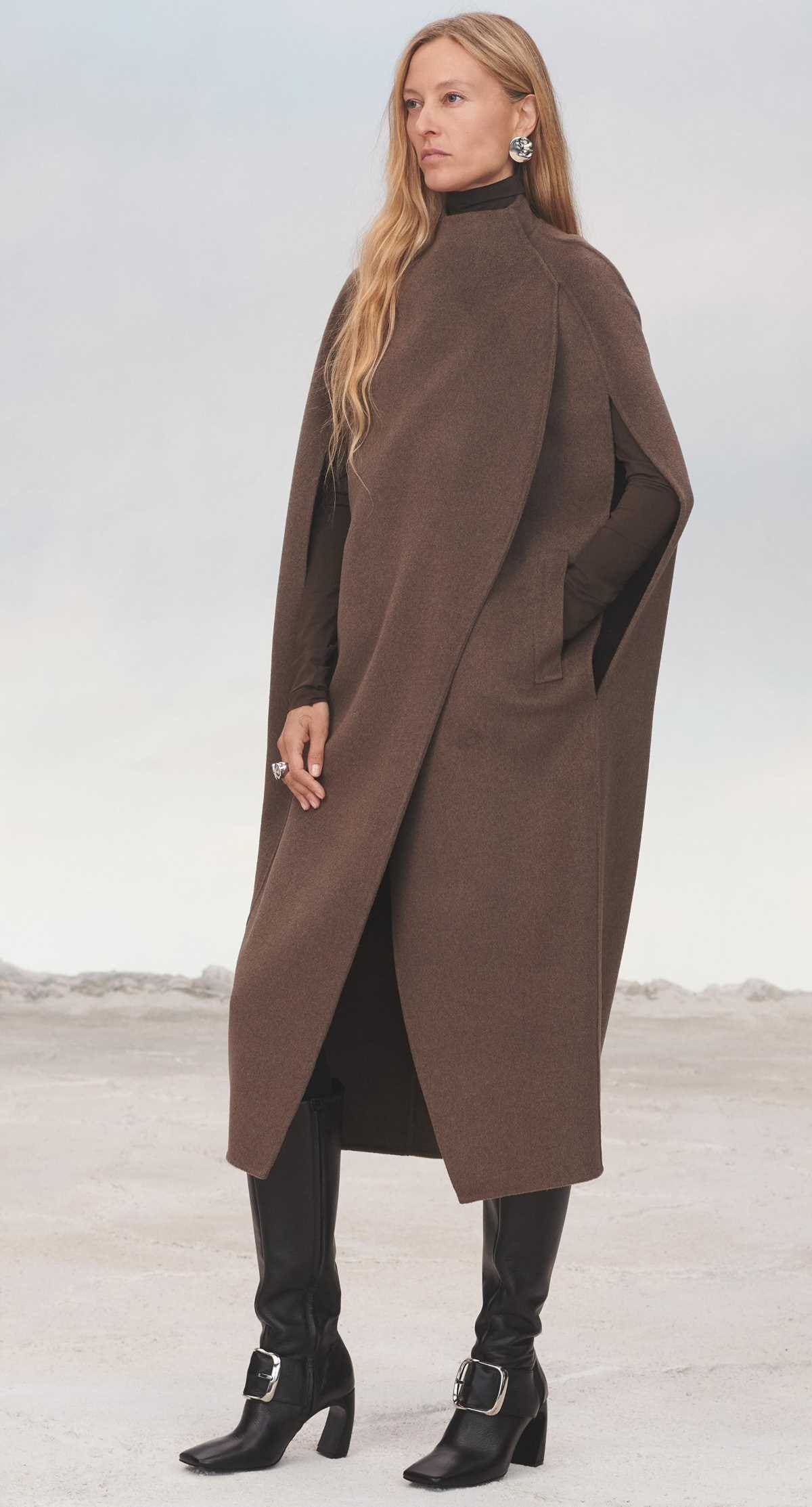 Abrigo capa doble faz limited edition de Zara