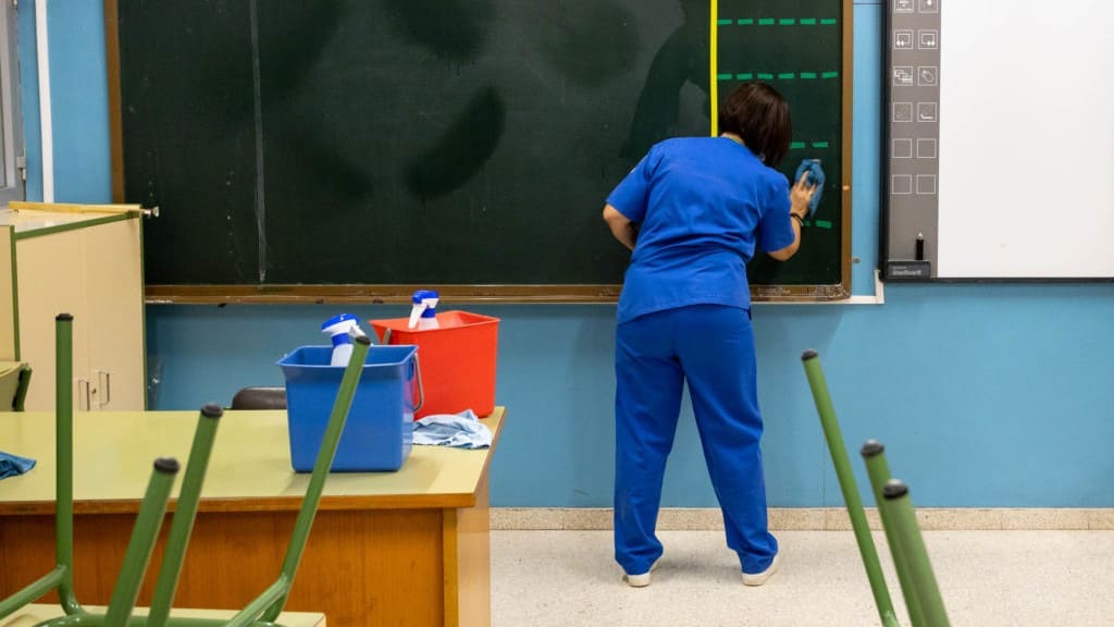 Colegios de Andalucía buscan personal de limpieza