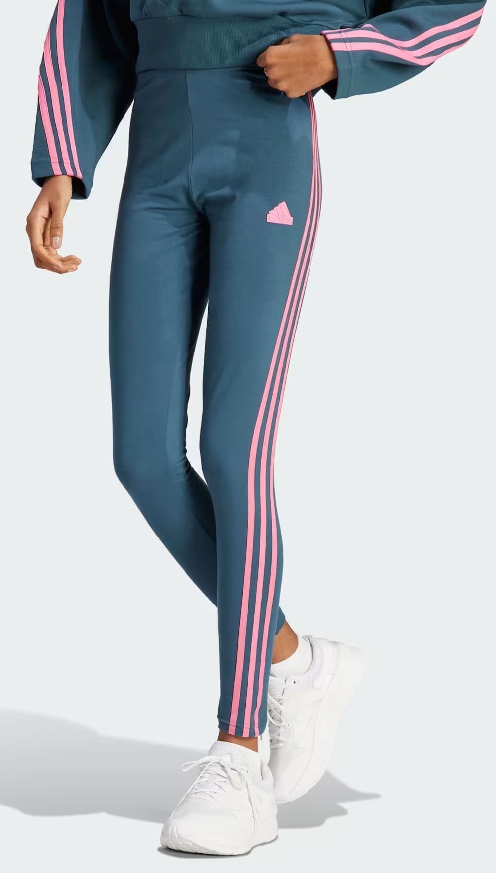 El pantalón tipo malla Future Icons 3 bandas de Adidas