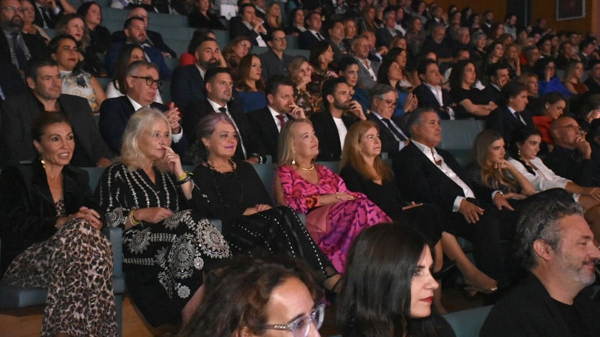 Numerosas personalidades se dieron cita en la gala inaugural | Noelia Herrera