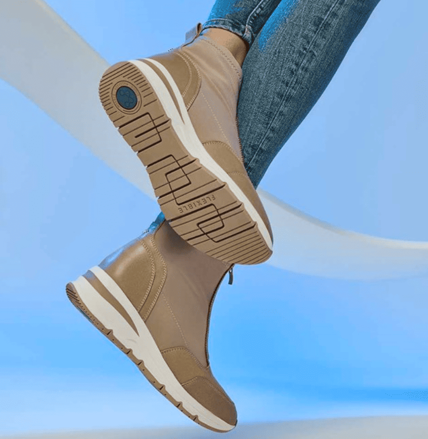 Zapatilla alta deportiva COMFEET