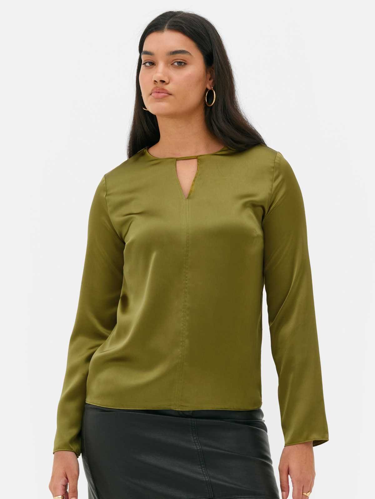 Blusa de satén con abertura de Primark