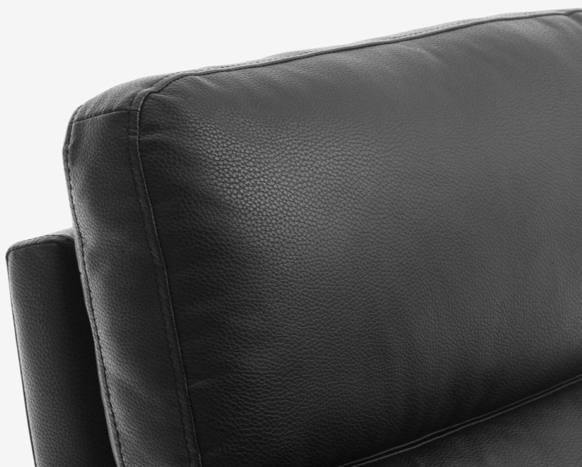 Sillón de masaje reclinable de la serie HOVEN y HADRUP de Jysk