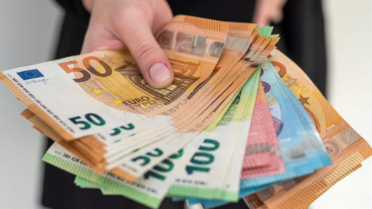 Billetes en efectivo