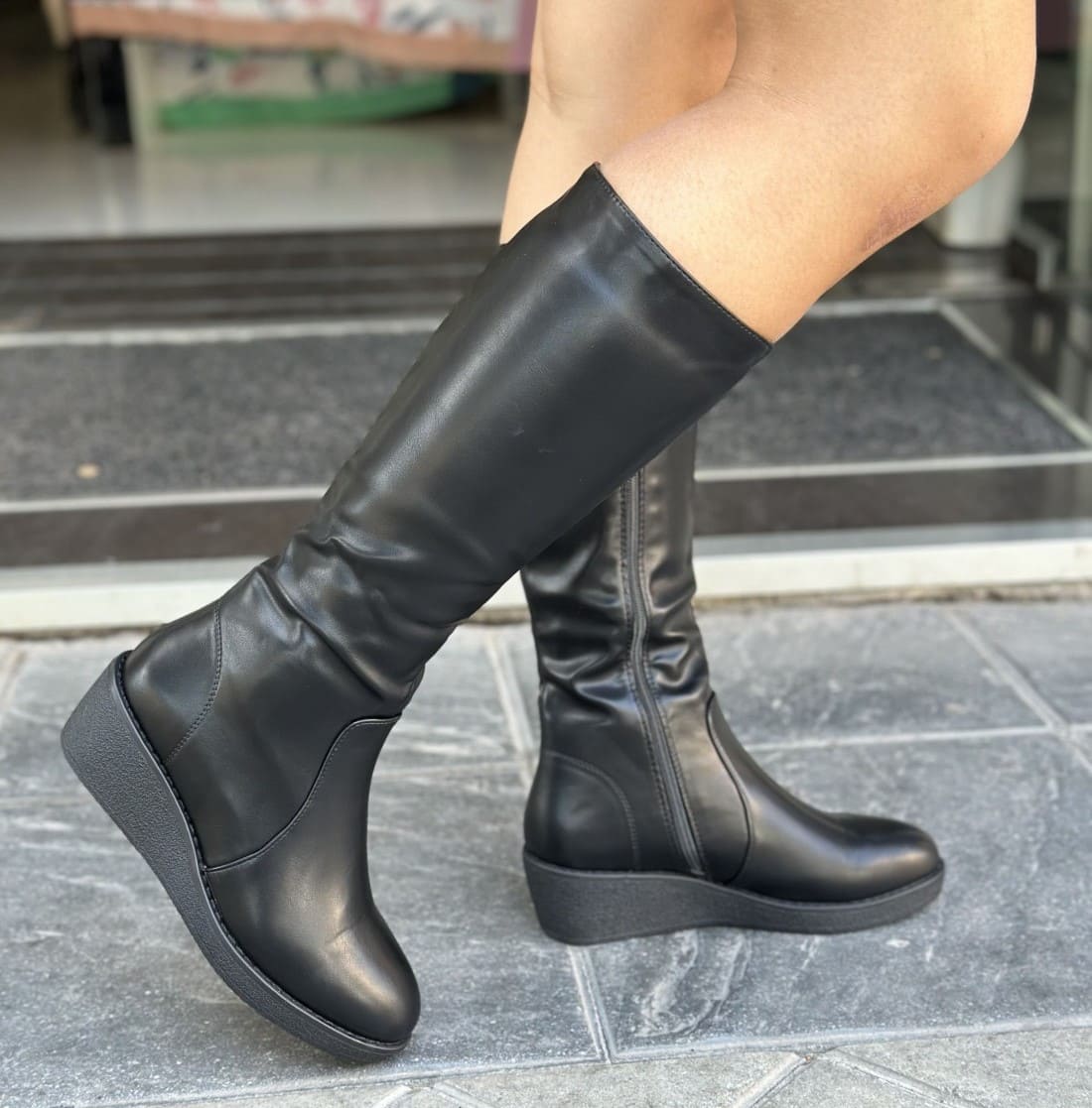 Bota forrada con cuña de COMFEET