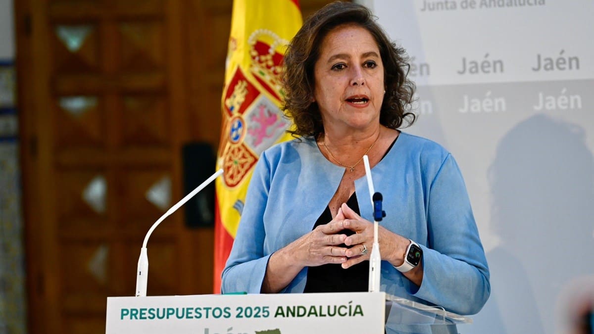 La consejera de Medio Ambiente de las Junta de Andalucía, Catalina García