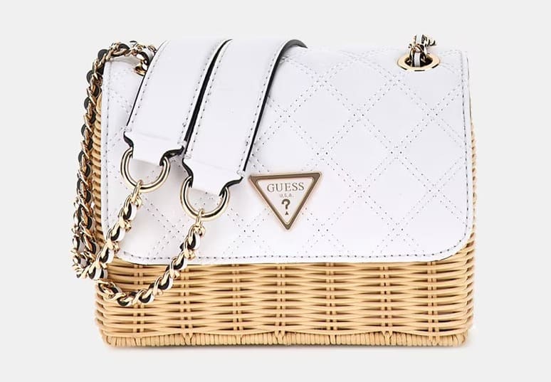 El bolso bandolera Giully blanco de Guess en El Corte Inglés