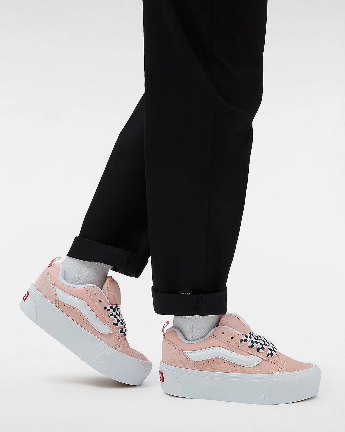 Las zapatillas con plataforma en color rosa Knu Stack de Vans