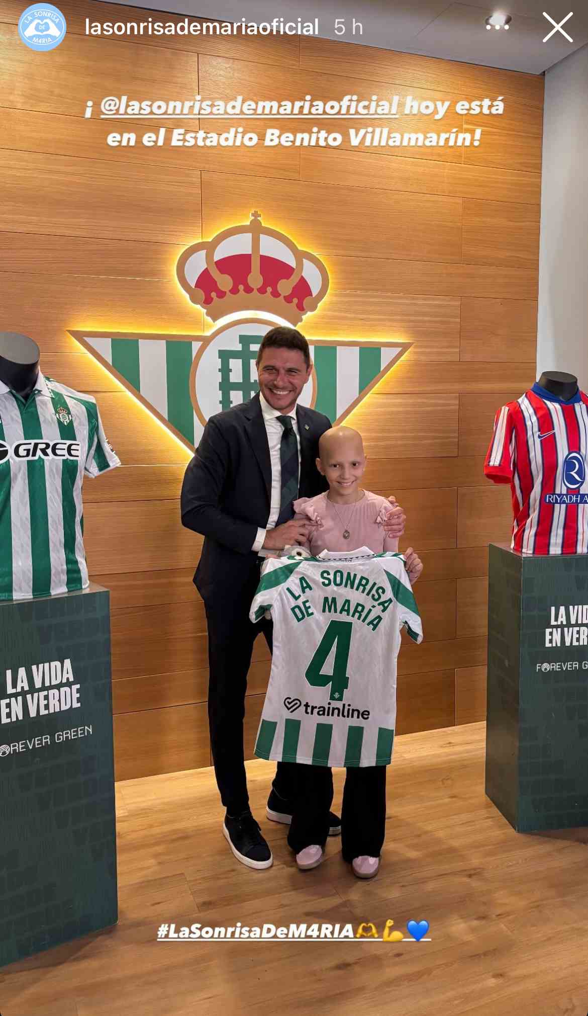 Joaquín Sánchez junto a María | @lasonrisademariaoficial