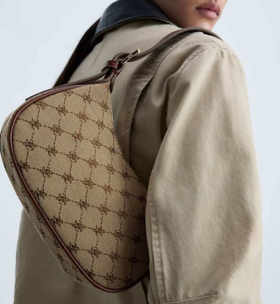 Bolso hombro estampado logo de Mango