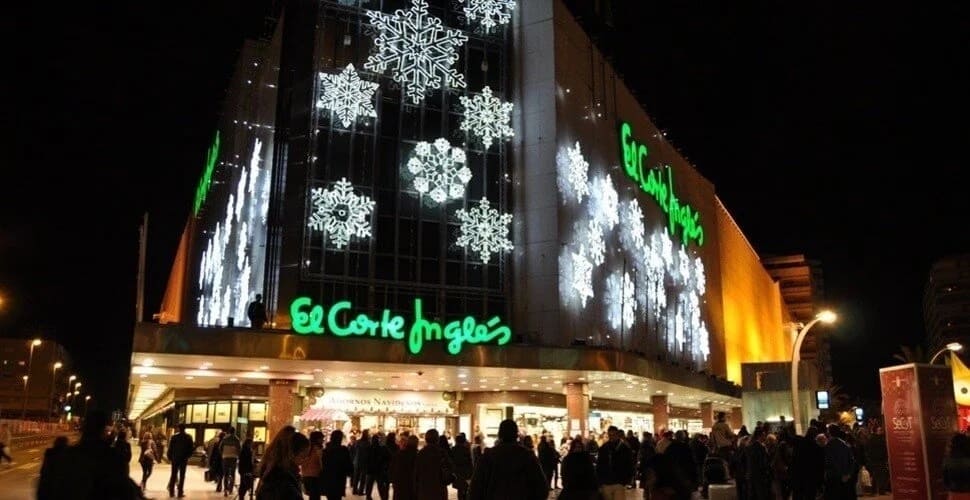 El Corte Inglés, una importante fuente de empleo en Navidad