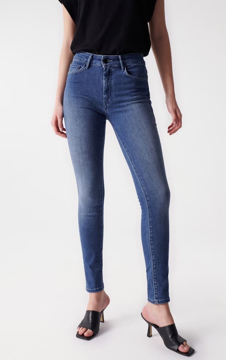 El pantalón vaquero con push up para mujer Mistery skinny de tiro alto de Salsa Jeans en El Corte Inglés