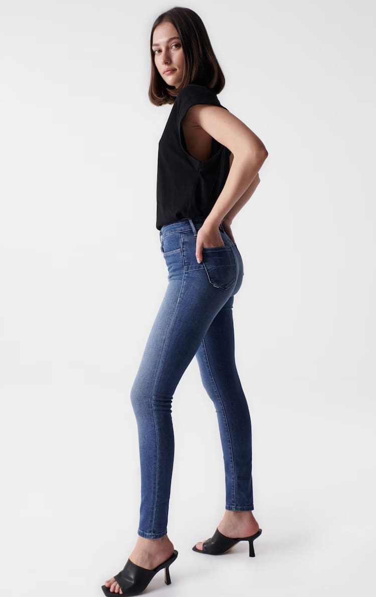 El pantalón vaquero con push up para mujer Mistery skinny de tiro alto de Salsa Jeans en El Corte Inglés