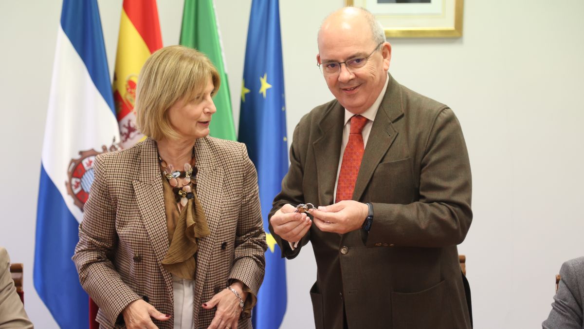 Firma de la cesión del antiguo Museo Taurino | Cristo García