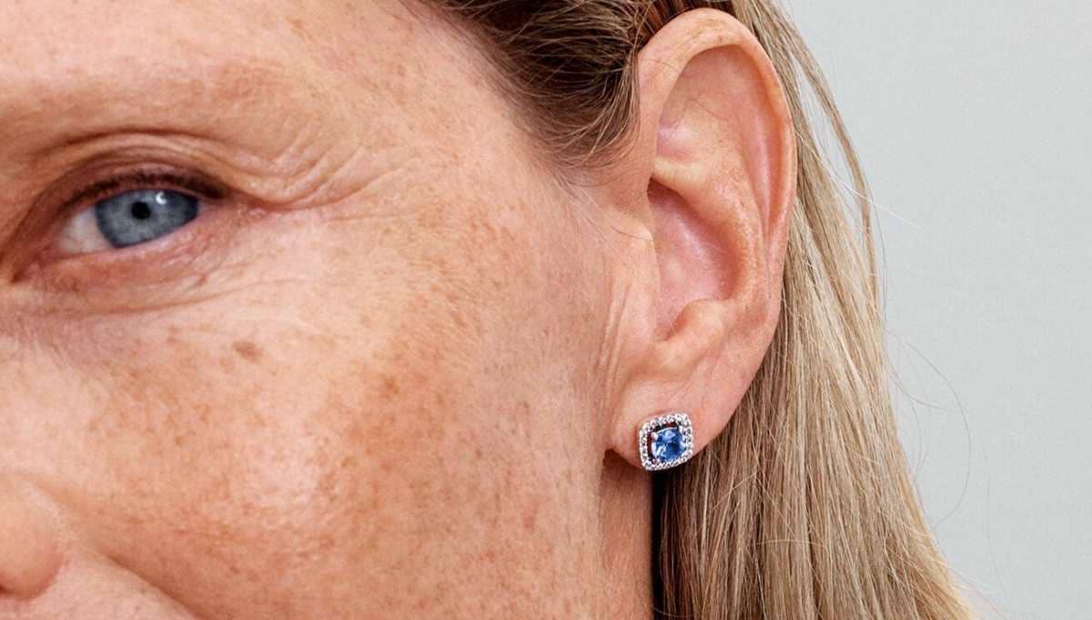 Pendientes de botón Halo Azul Cuadrado Brillante de Pandora