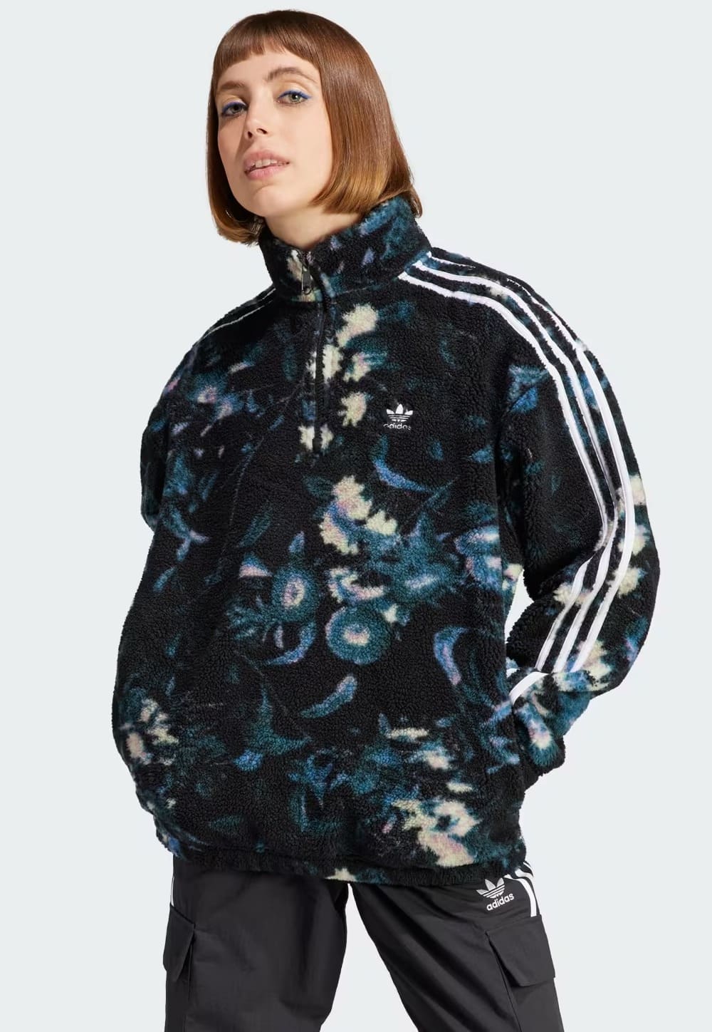 La sudadera polar Allover Print Flower Fleece de Adidas
