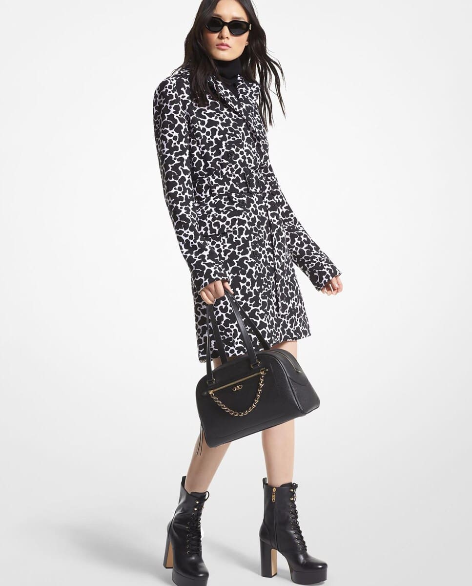 Michael Michael Kors Gabardina de mujer con estampado abstracto y cinturón en El Corte Inglés