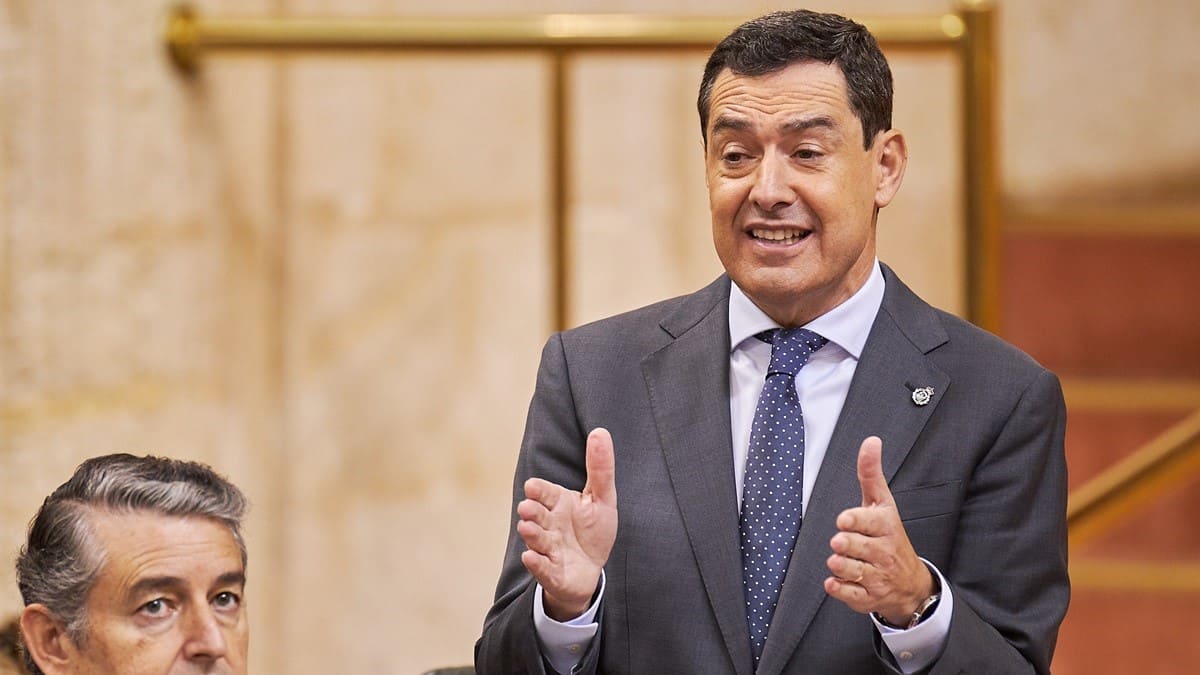 Juanma Moreno se dirige a la oposición | Salvador López Medina