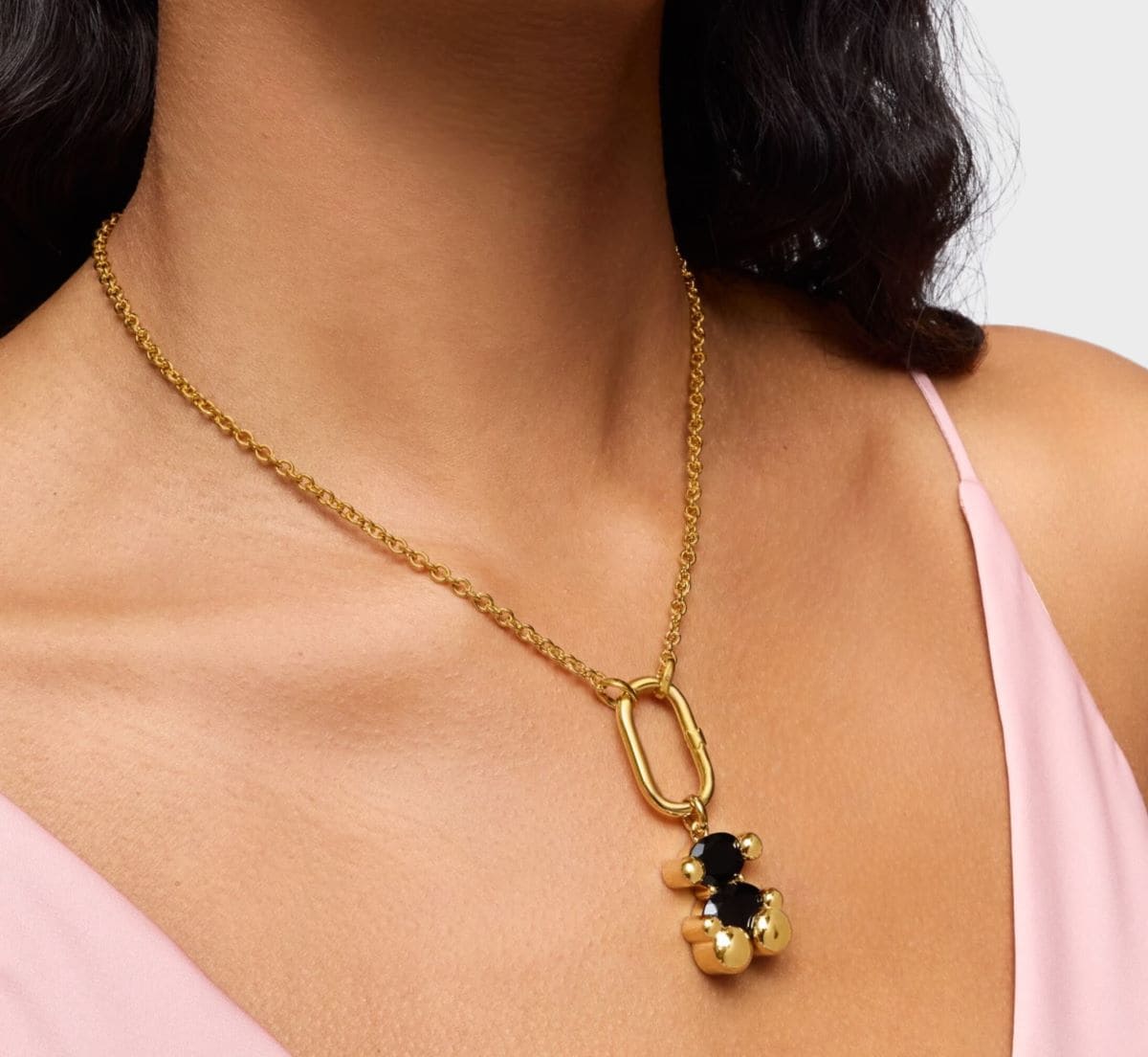 Colgante mediano motivo oso con baño de oro 18 kt sobre plata y ónix Color Bear de TOUS