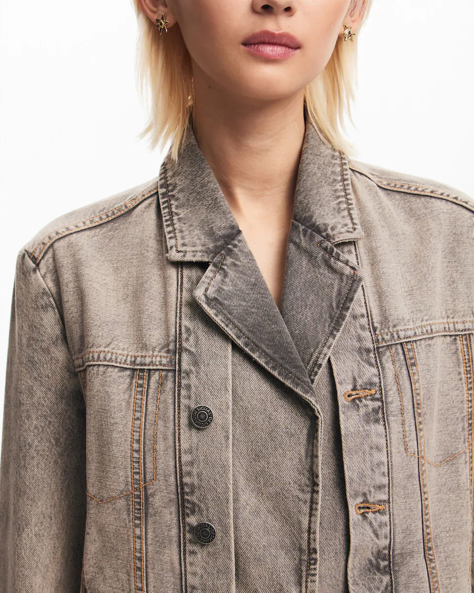 La chaqueta tipo blazer para mujer con denim desgastado de Desigual en El Corte Inglés