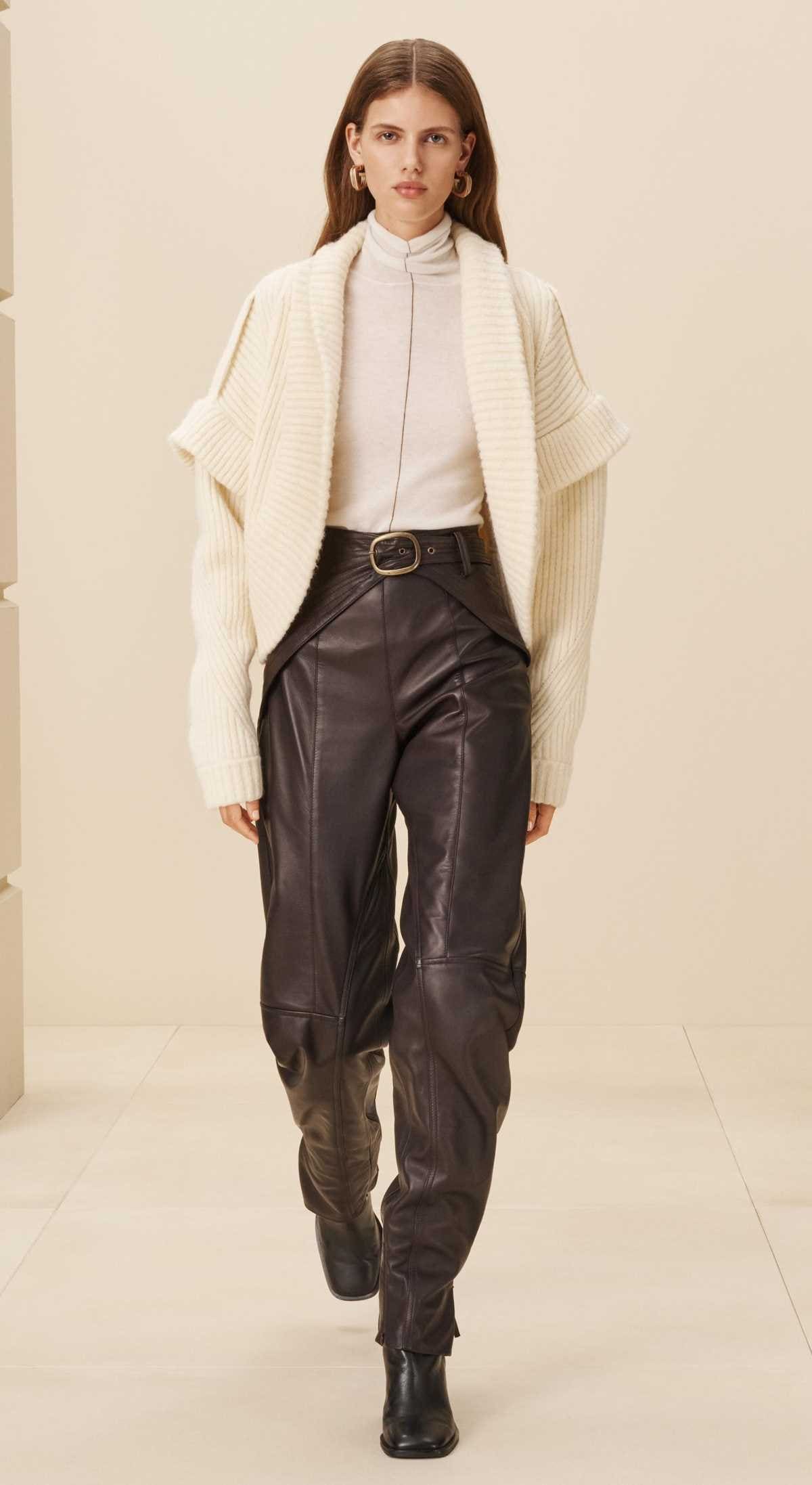 BLLN LTHR TRSRS 13 de Zara