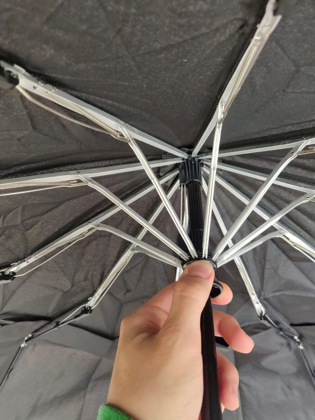 Paraguas plegable antiviento Herreicher de Amazon