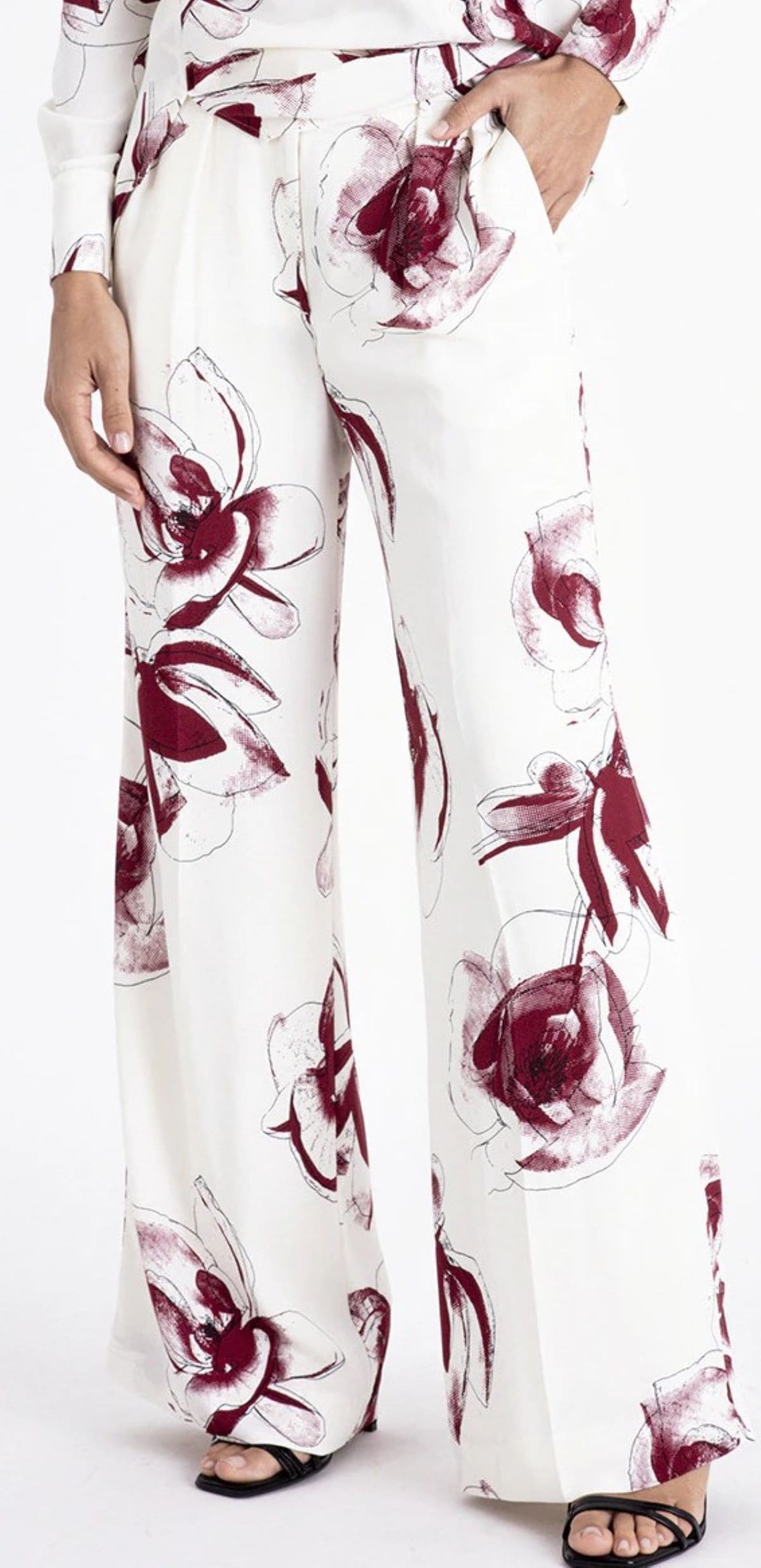 Pantalones palazzo con estampado floral y tiro alto Calvin Klein de El Corte Inglés