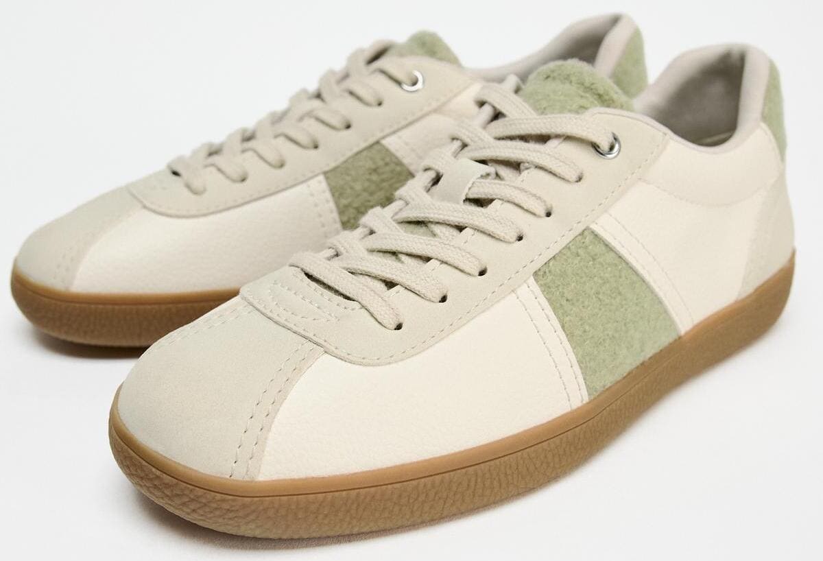 Las zapatillas deportivas tipo bamba en color de Zara