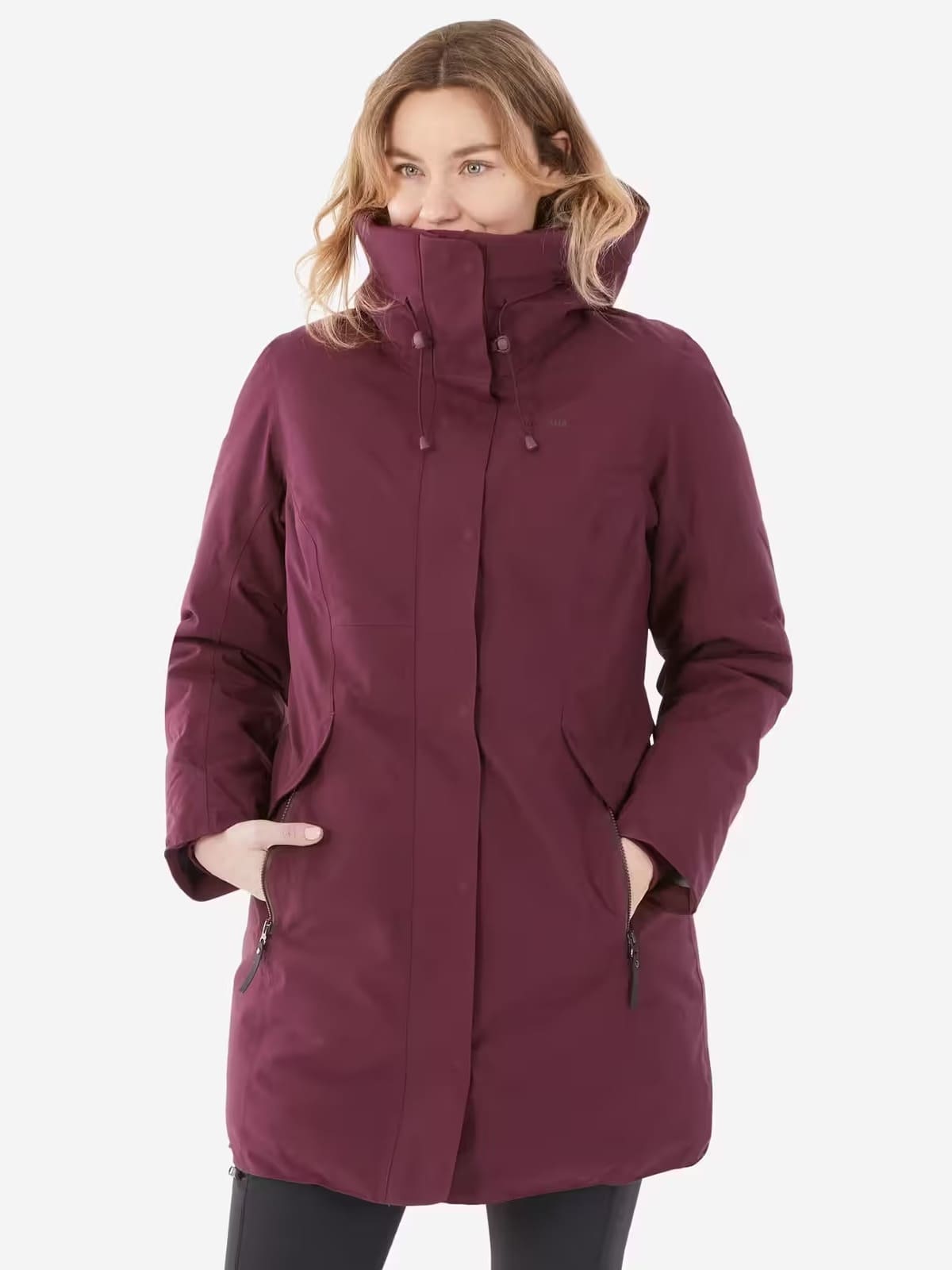 El nuevo abrigo tipo parka de montaña y nieve impermeable para mujer Quechua SH500 de Decathlon
