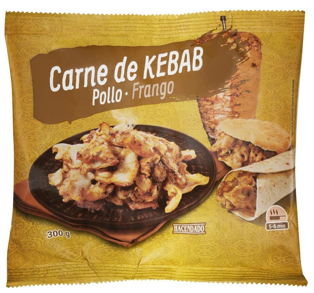 Relleno para kebab con carne de pollo asado