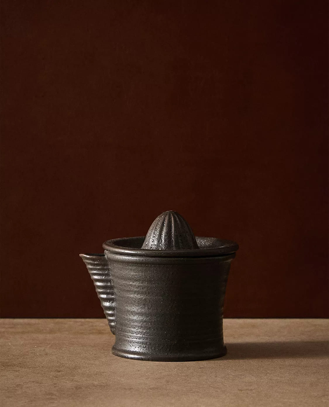 Exprimidor manual de gres