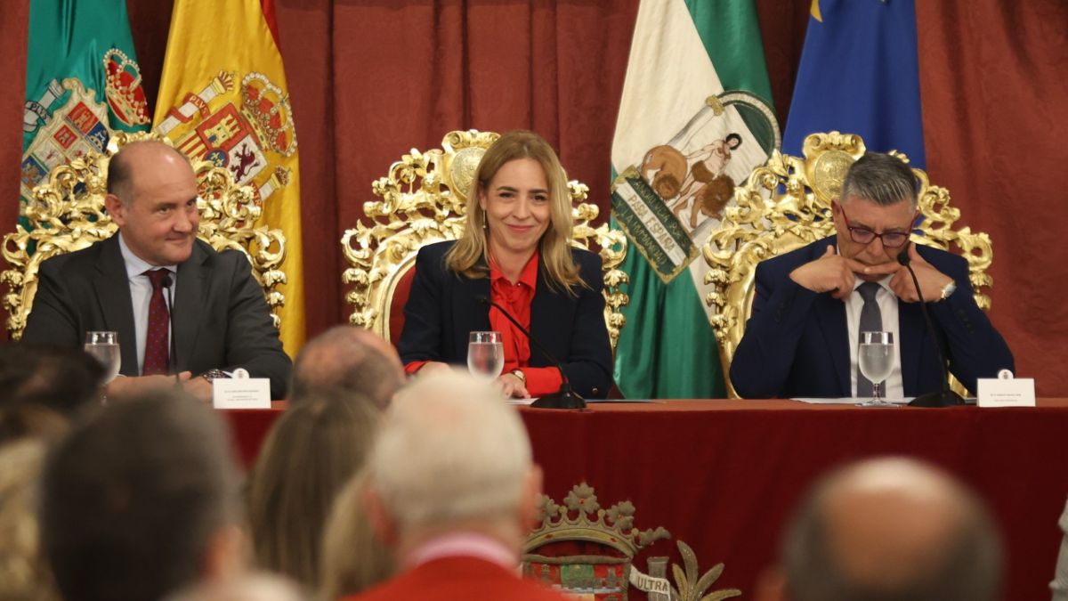 Almudena Martínez en la premios a las propuestas escolares ganadoras del concurso '45 años, 45 municipios | Cristo García